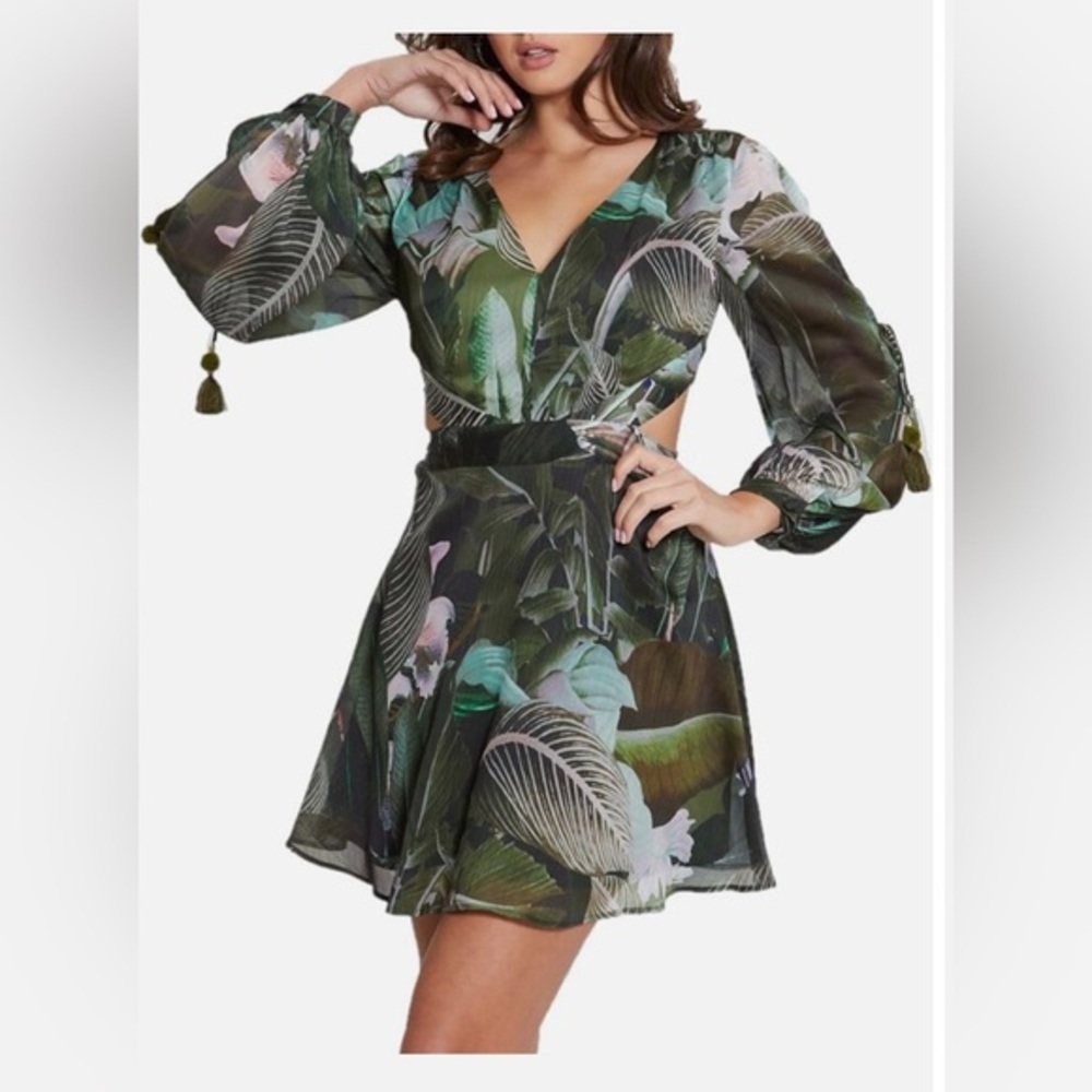 Guess monolit tropic garden waist cutout Farrah mini Dress size small new